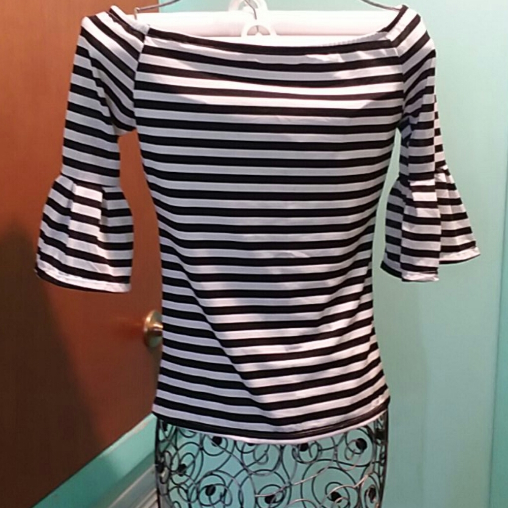 Striped Blouse - Picture 2 of 4